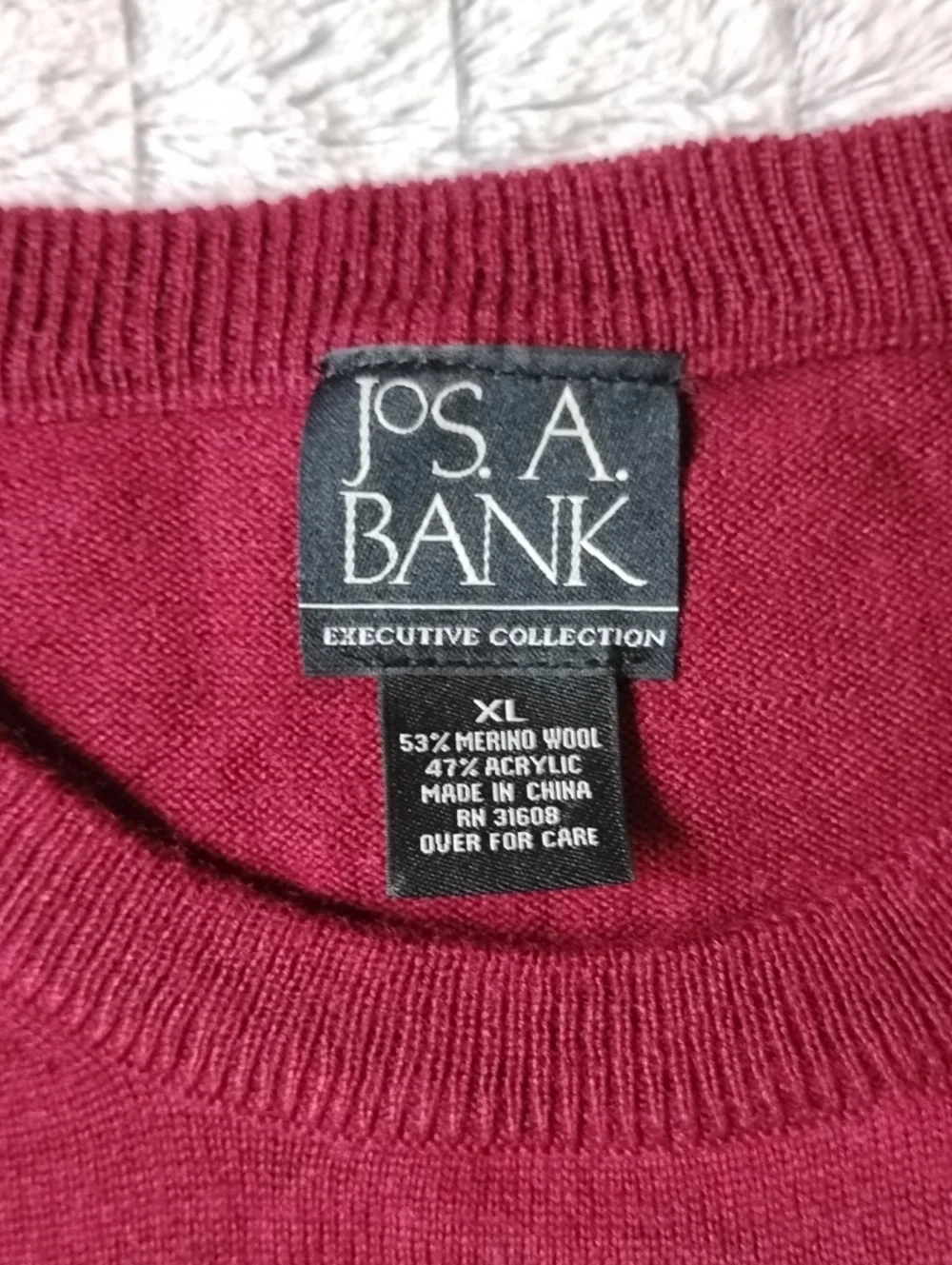 Rich Burgundy MERINO WOOL Blend Jos. A. Bank Executive Collection XL Sweater